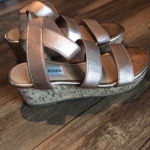 Steve Madden girls wedge sandals